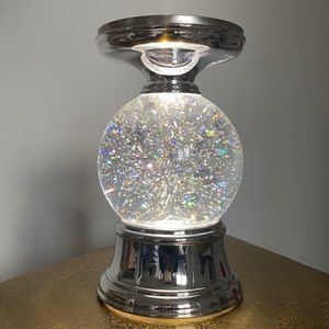 BATH AND BODYWORKS SNOW WATER GLOB PEDESTAL 3 WICK CANDLE HOLDER